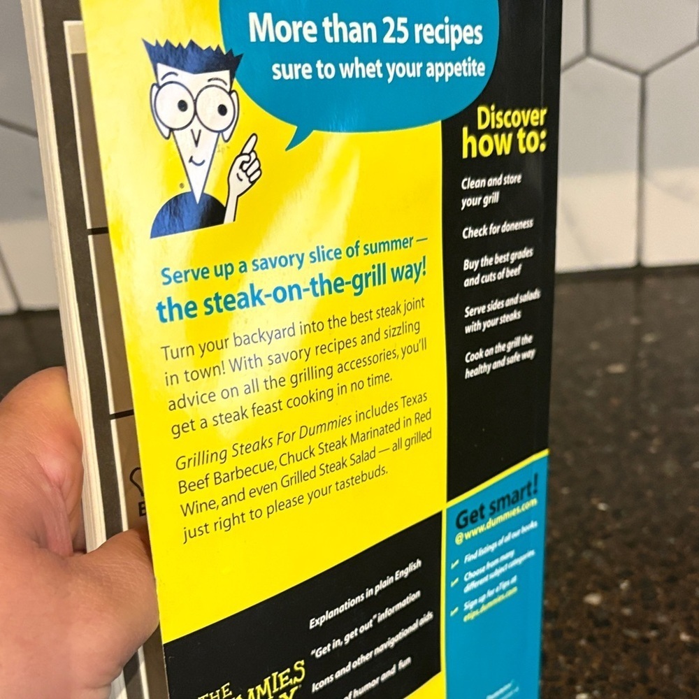 4/$20 Grilling Steaks for Dummies Book - Picture 3 of 6